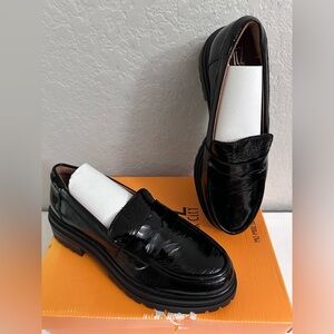 Miz Mooz Legend Chunky Loafer Patent Black Leather Womens 38 (US 7.5-8)